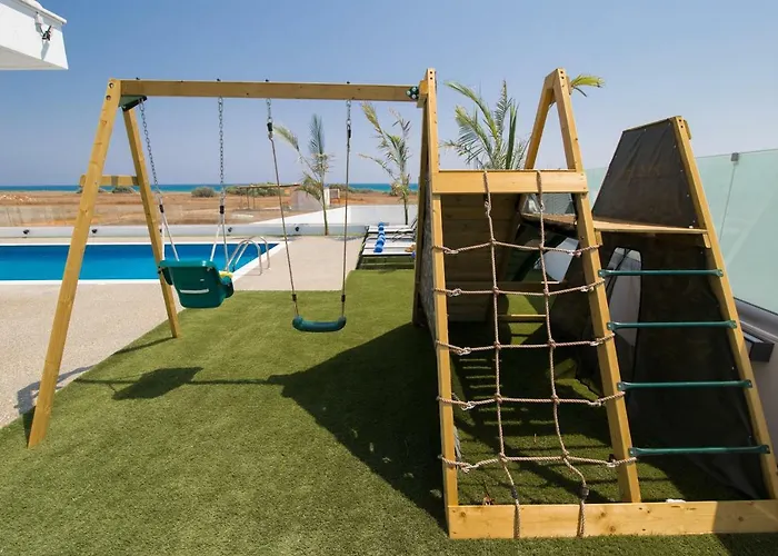 Holiday home Lynn Boutique Beachfront *