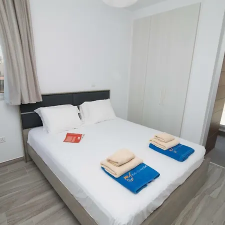 Lynn Boutique Beachfront * Ajía Nápa