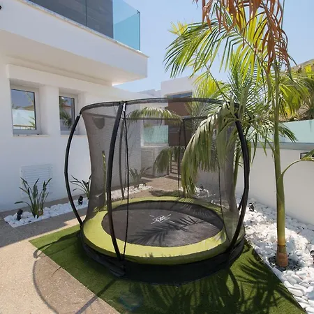 Lynn Boutique Beachfront