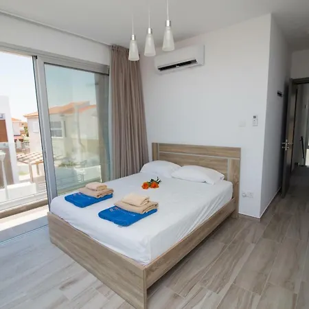 Lynn Boutique Beachfront Holiday home Ayia Napa
